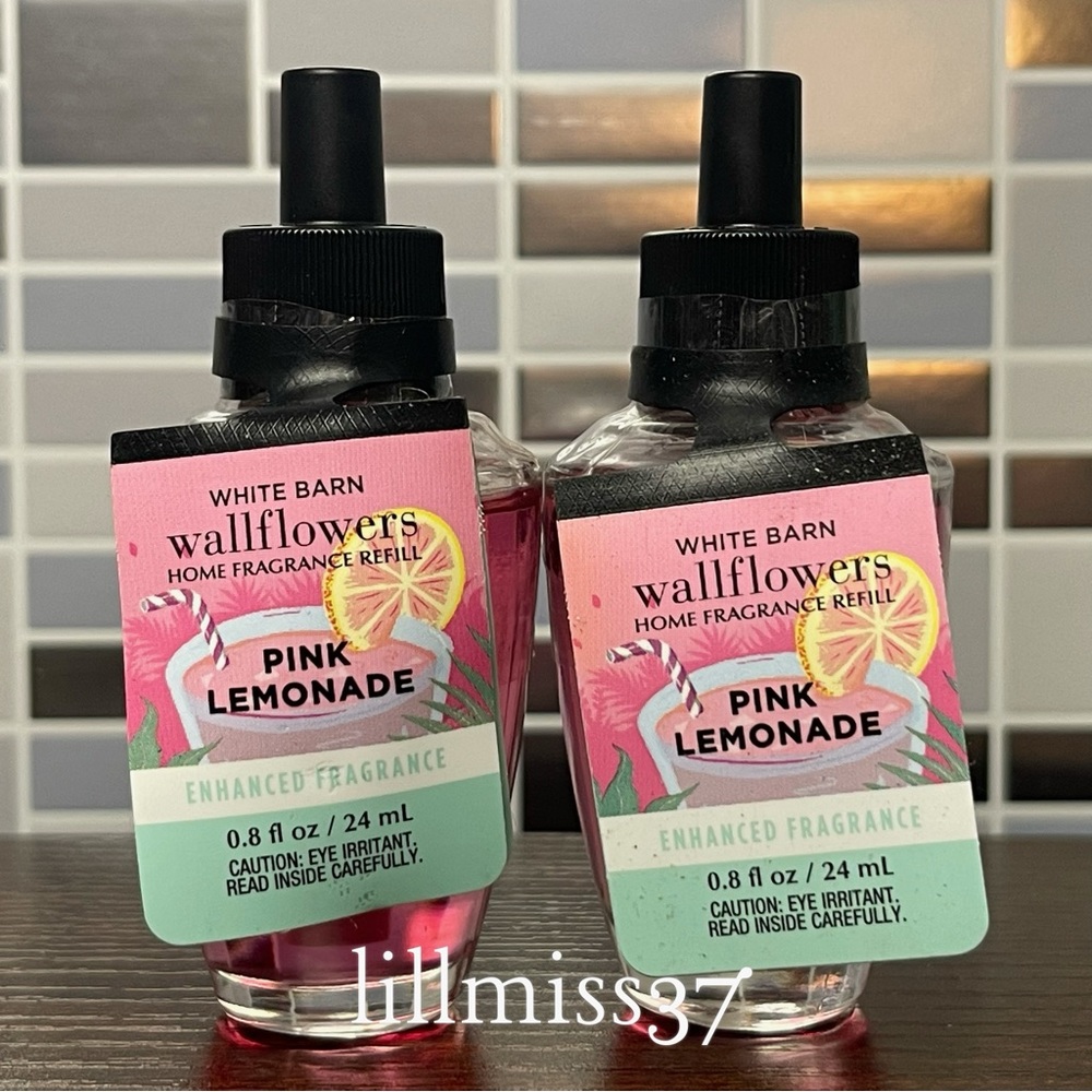 2X PINK LEMONADE Bath & Body Works Wallflower Refill Bulb Bundle